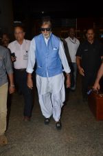 Amitabh Bachchan snapped at airport on 29th May 2016